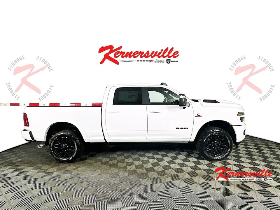 2026 Ram 3500 - Image 8 of 12