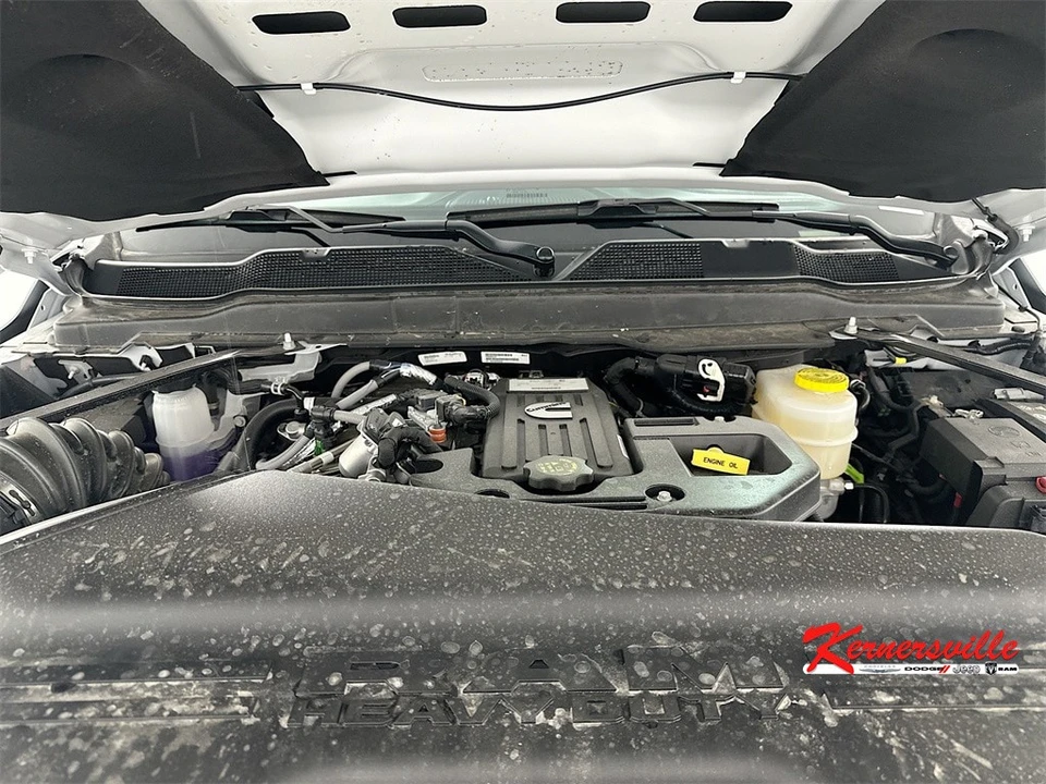 2026 Ram 3500 - Image 18 of 21