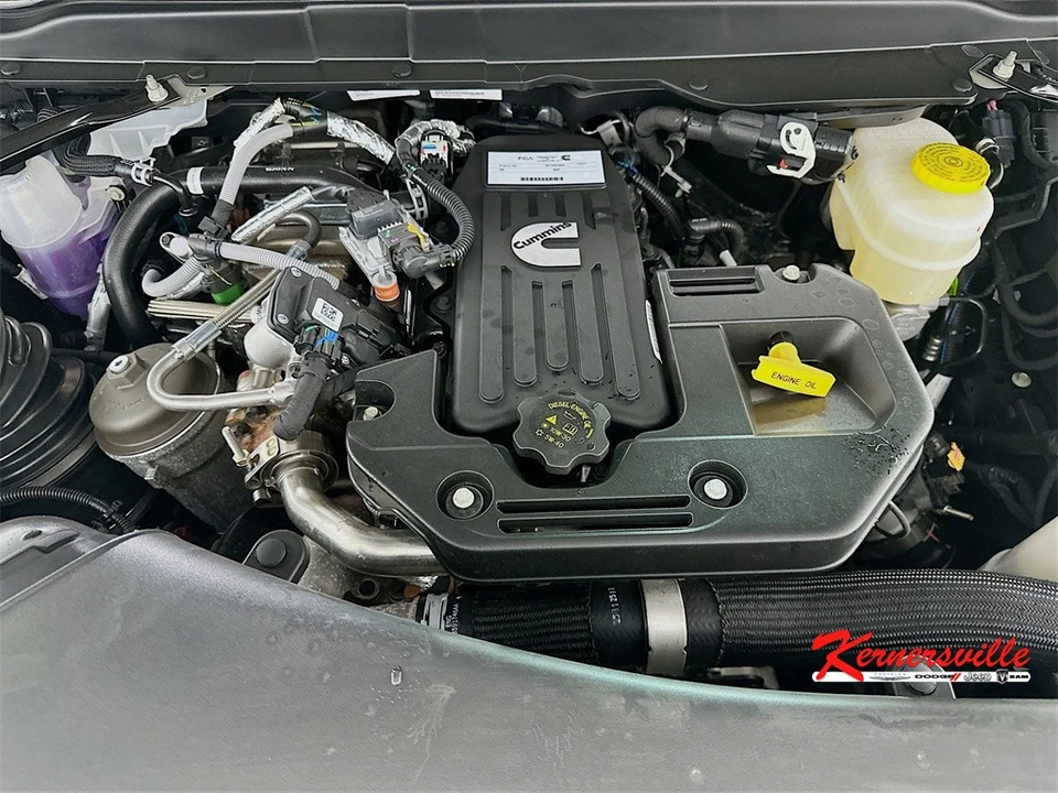 2026 Ram 3500 - Image 18 of 21