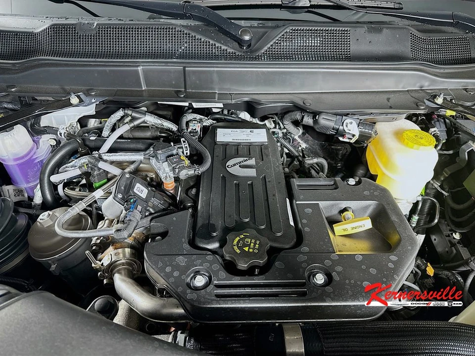 2026 Ram 3500 - Image 18 of 21