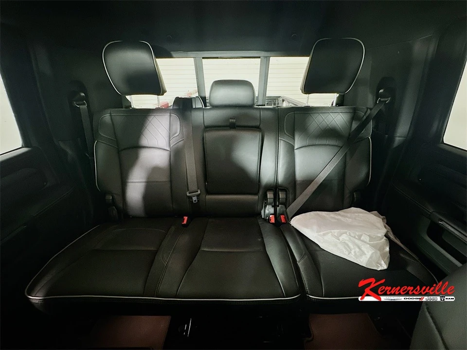 2026 Ram 3500 - Image 10 of 12