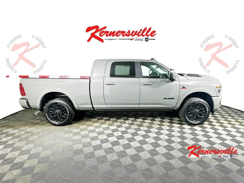 2026 Ram 3500 - Image 8 of 12