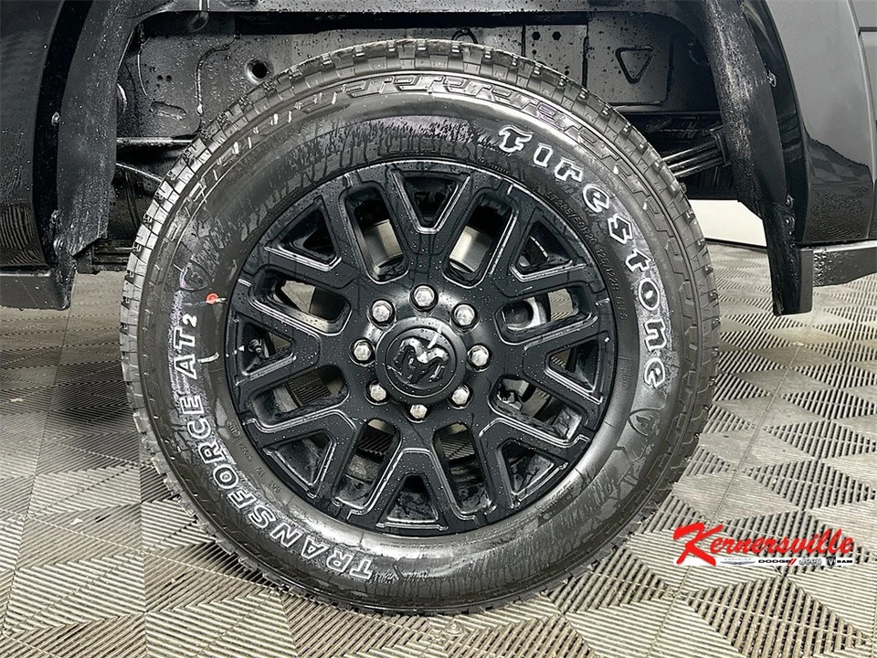 2026 Ram 3500 - Image 17 of 21