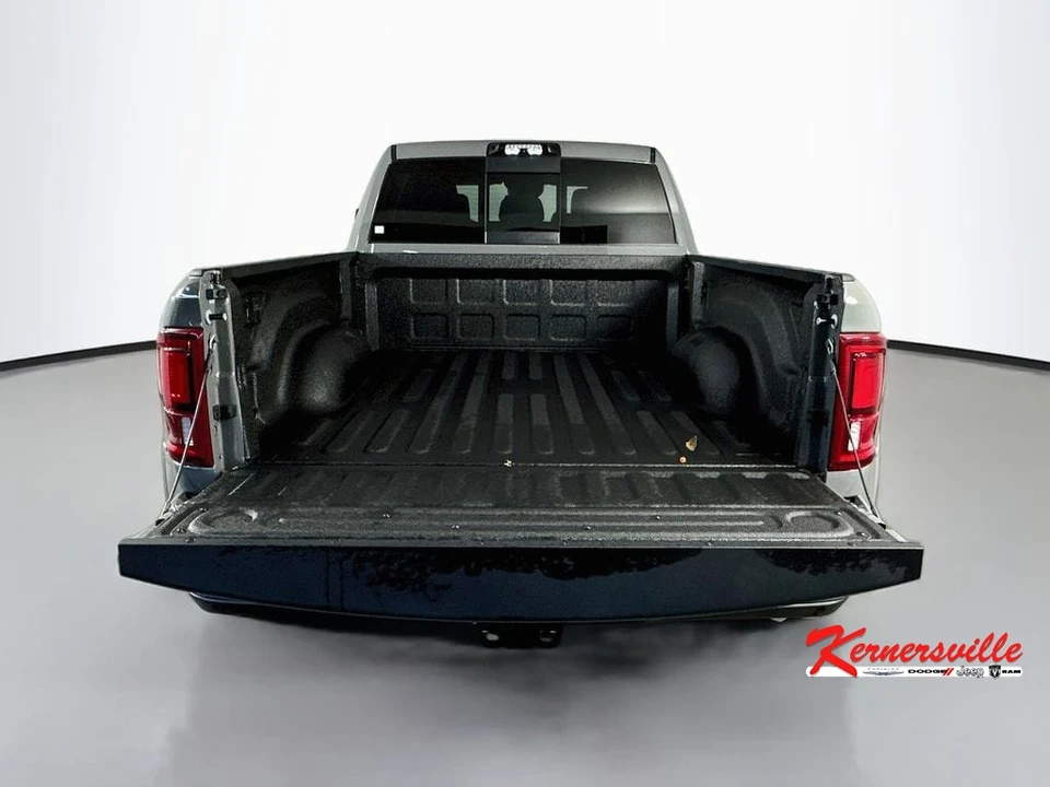 2026 Ram 3500 - Image 16 of 21
