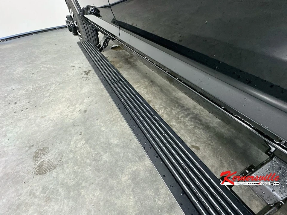 2026 Ram 3500 - Image 22 of 23