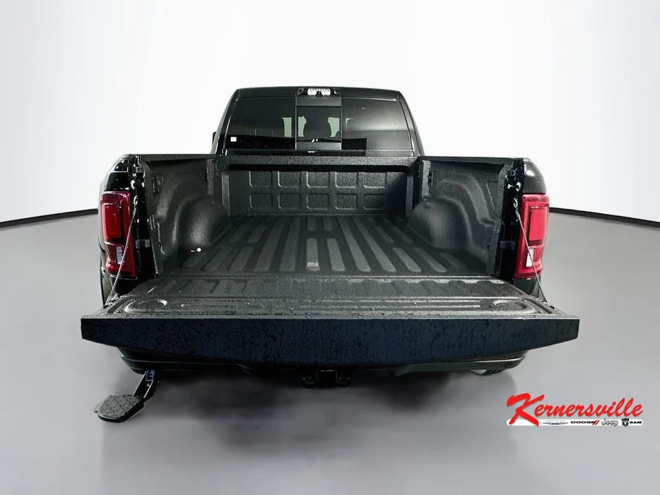 2026 Ram 3500 - Image 16 of 23