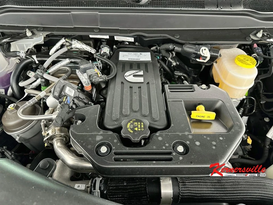 2026 Ram 3500 - Image 18 of 21