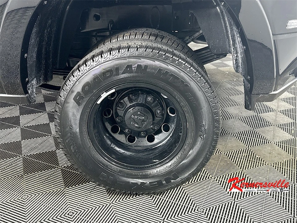 2026 Ram 3500 - Image 17 of 21
