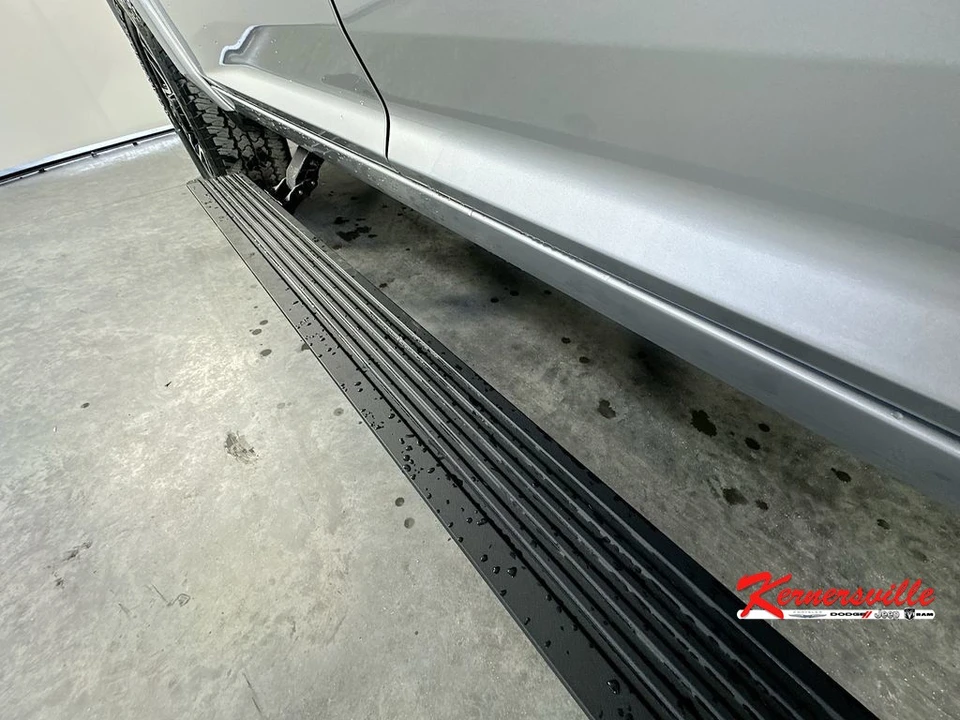 2026 Ram 3500 - Image 21 of 23