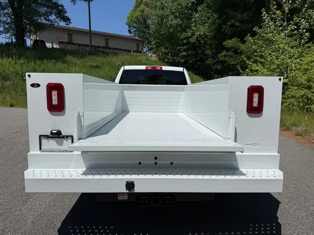 2026 Ram 3500 - Image 10 of 31