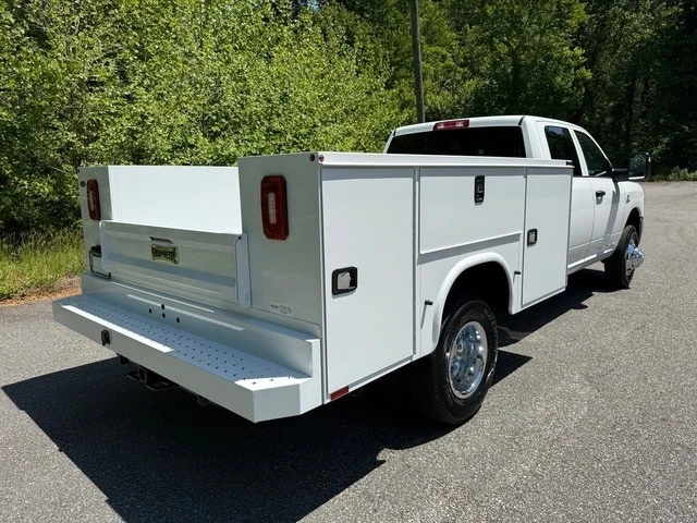 2026 Ram 3500 - Image 8 of 31