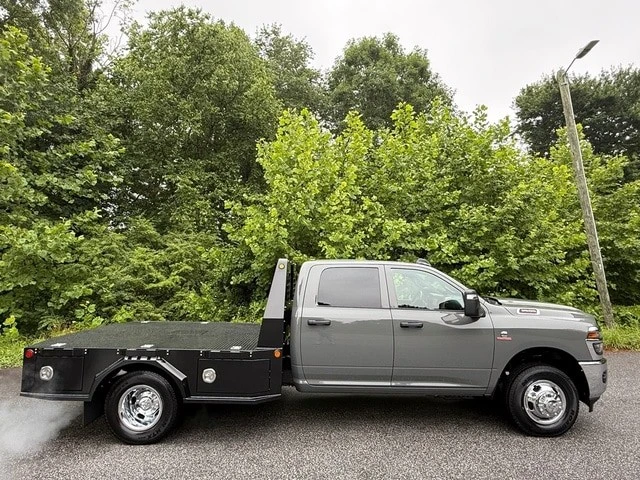 2026 Ram 3500 - Image 6 of 30