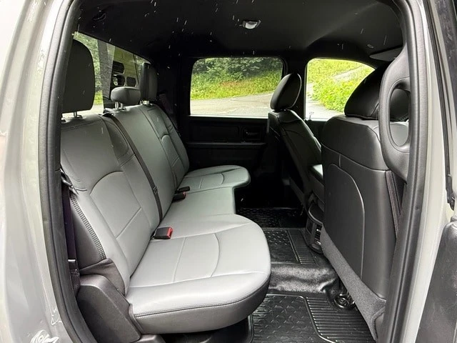 2026 Ram 3500 - Image 17 of 30
