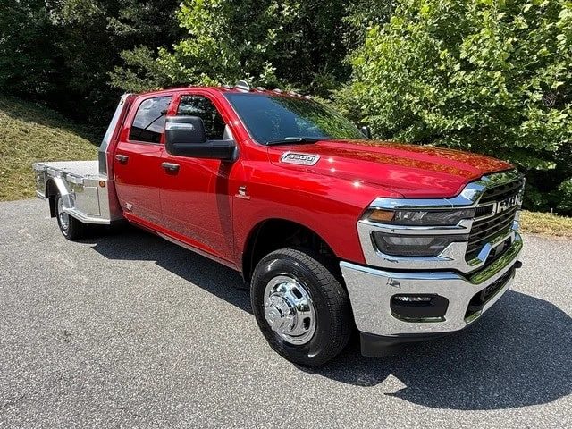 2026 Ram 3500 - Image 5 of 30