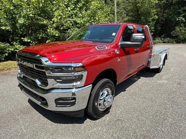 2026 Ram 3500 - Image 3 of 30