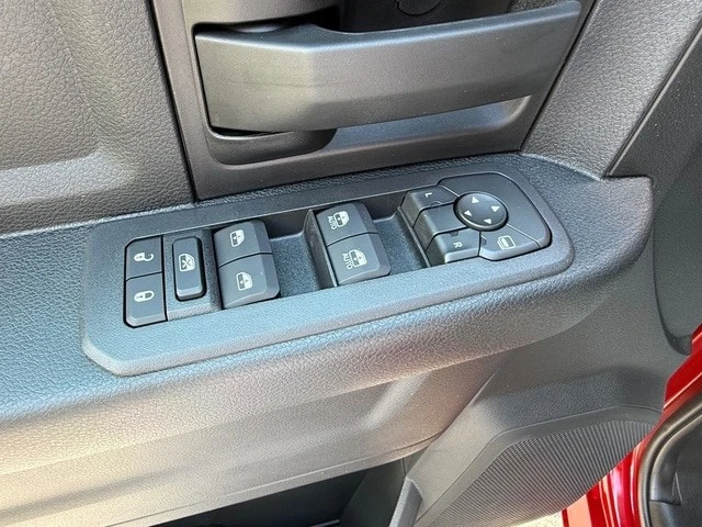 2026 Ram 3500 - Image 15 of 30