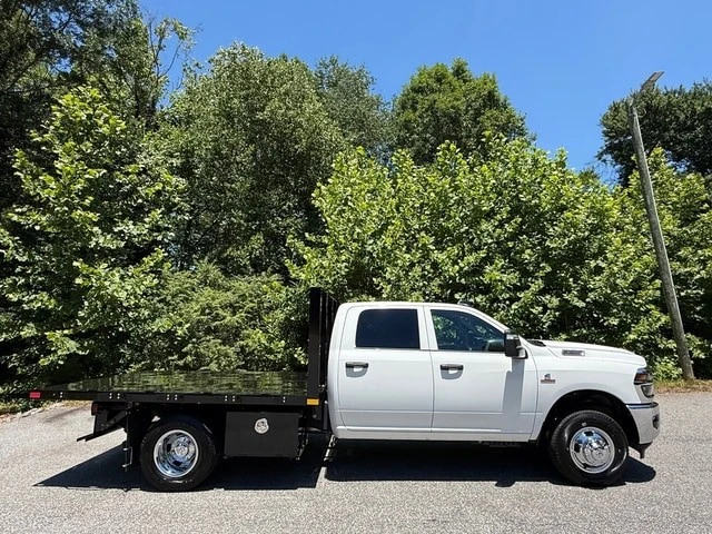 2026 Ram 3500 - Image 6 of 31
