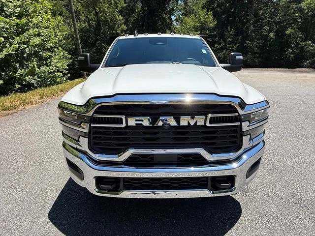 2026 Ram 3500 - Image 4 of 31