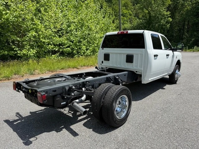 2026 Ram 3500 - Image 6 of 26