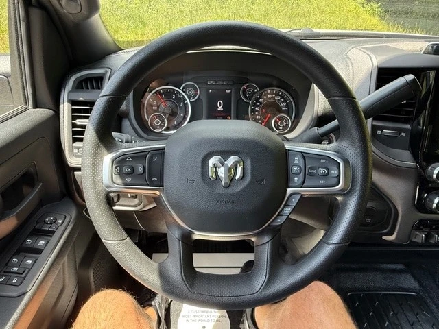 2026 Ram 3500 - Image 21 of 31