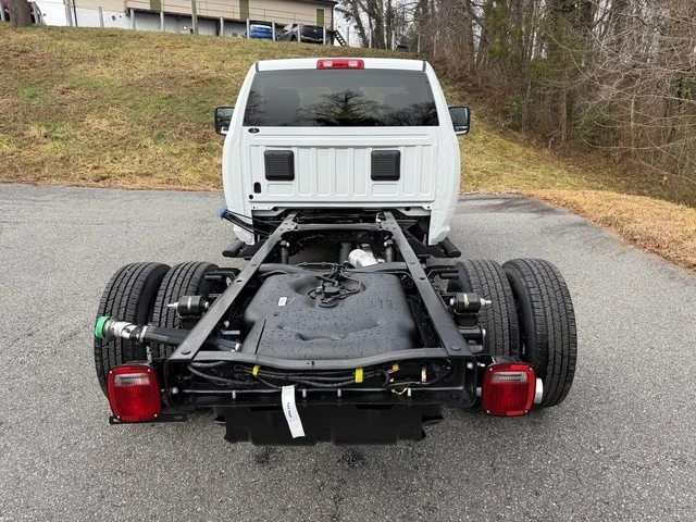 2026 Ram 3500 - Image 8 of 21