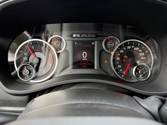2026 Ram 3500 - Image 17 of 21
