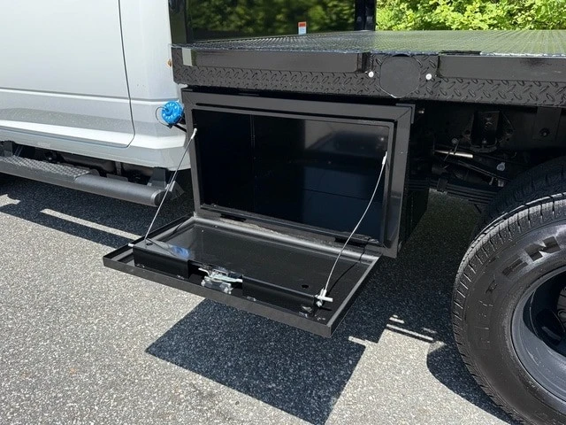 2026 Ram 3500 - Image 10 of 27