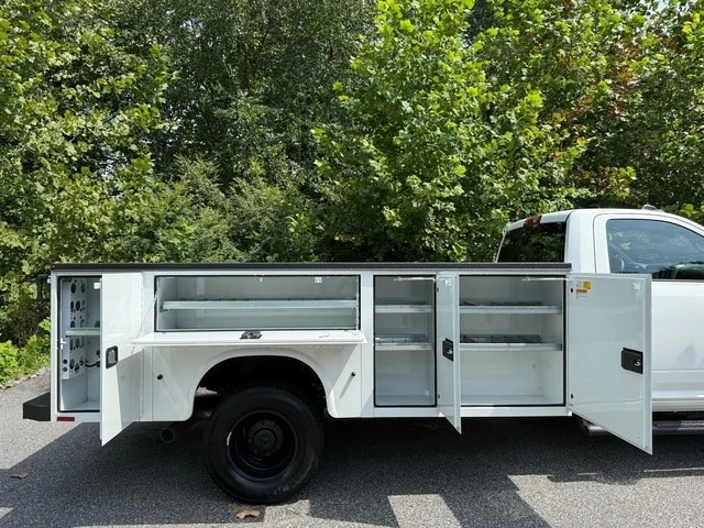 2026 Ram 3500 - Image 7 of 29