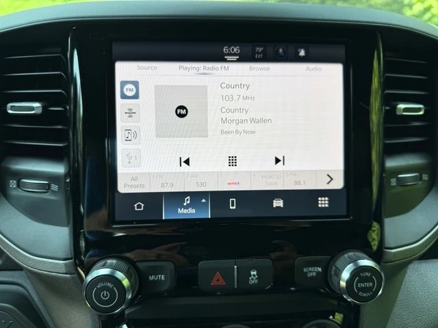 2026 Ram 3500 - Image 22 of 29