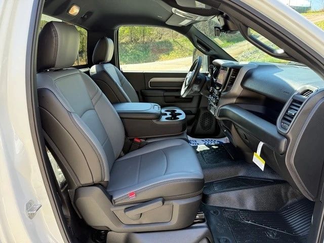 2026 Ram 3500 - Image 13 of 21
