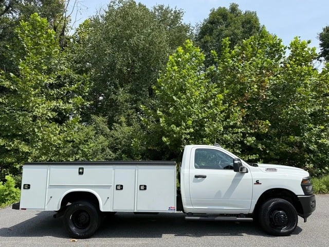 2026 Ram 3500 - Image 6 of 29