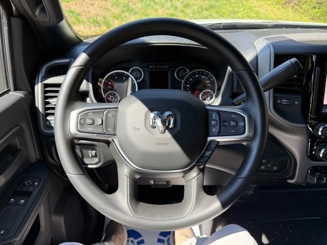 2026 Ram 3500 - Image 14 of 23
