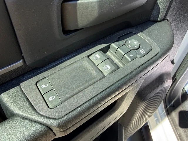 2026 Ram 3500 - Image 12 of 23