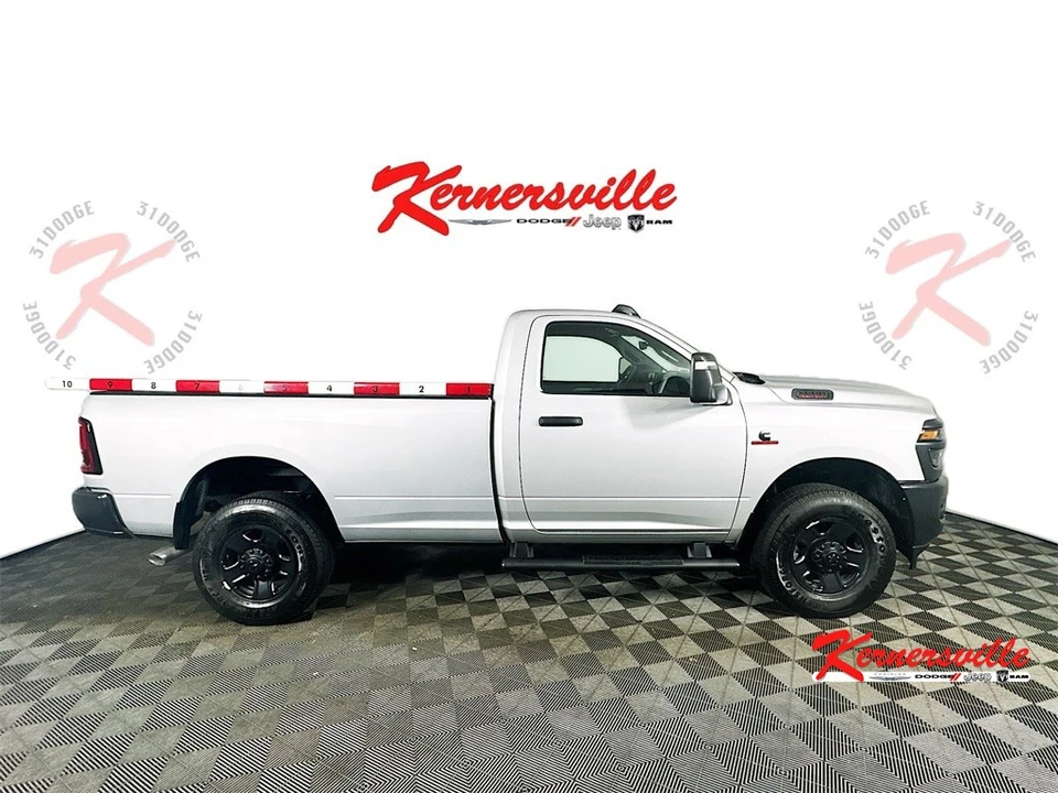 2026 Ram 3500 - Image 8 of 12