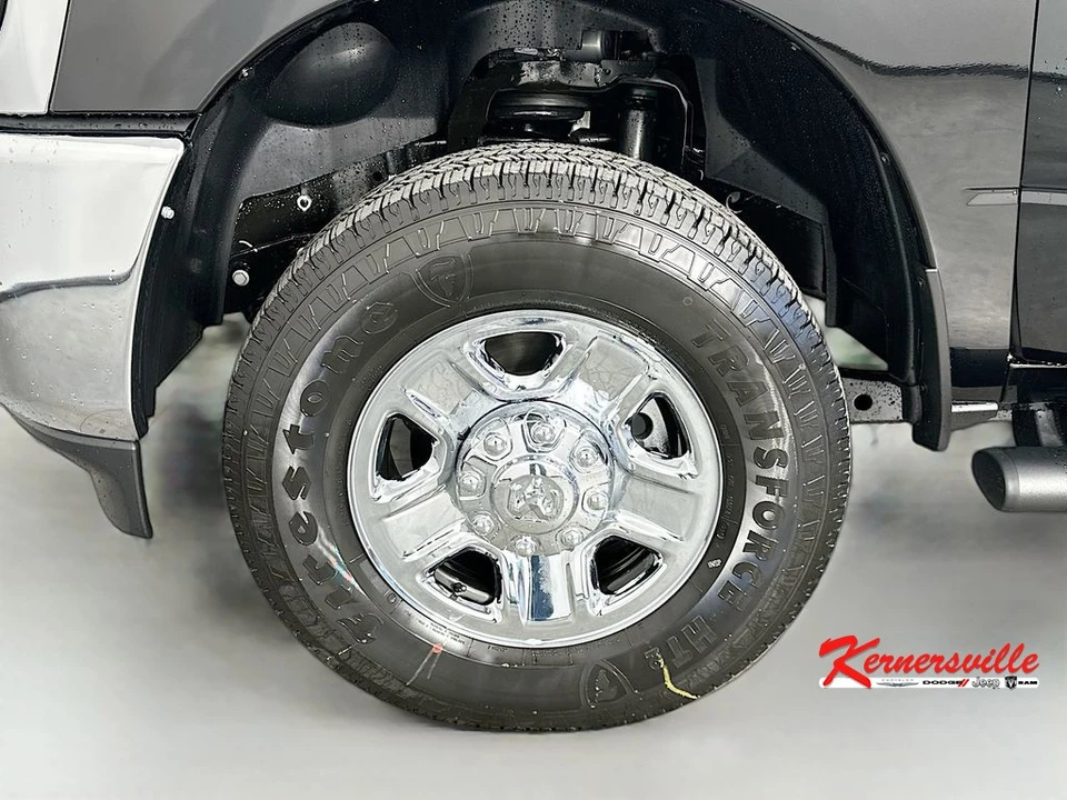 2026 Ram 3500 - Image 17 of 21