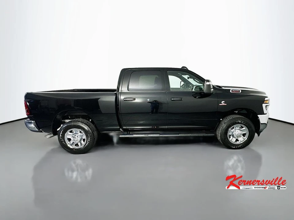 2026 Ram 3500 - Image 8 of 21