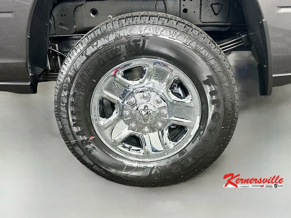 2026 Ram 3500 - Image 17 of 22