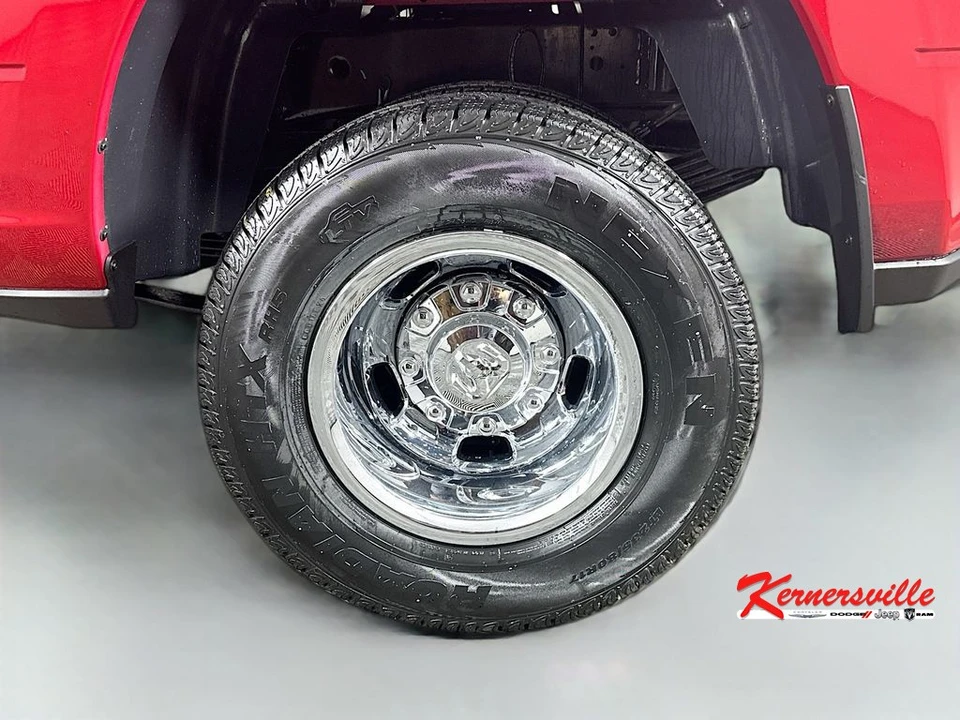 2026 Ram 3500 - Image 17 of 21