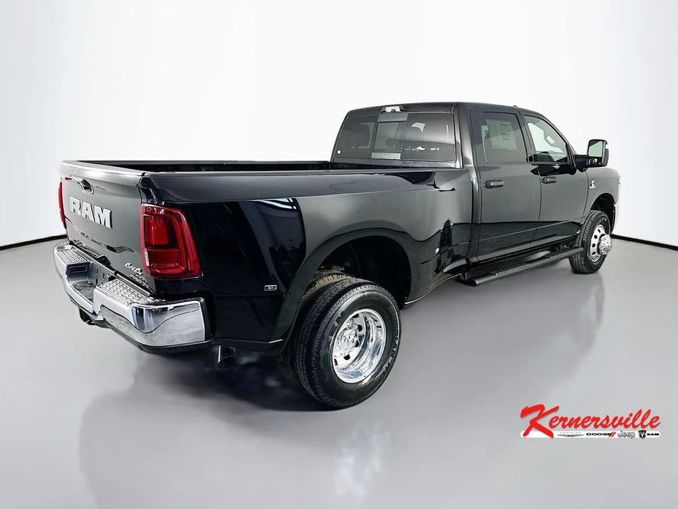 2026 Ram 3500 - Image 7 of 21