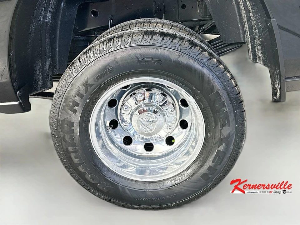2026 Ram 3500 - Image 16 of 21