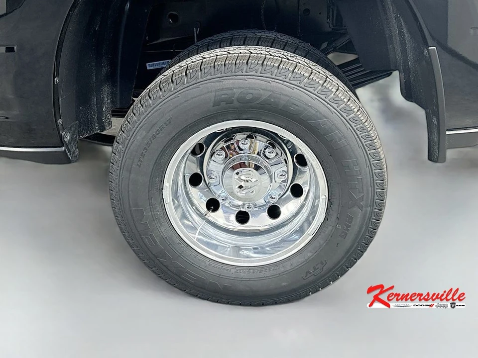 2026 Ram 3500 - Image 17 of 21