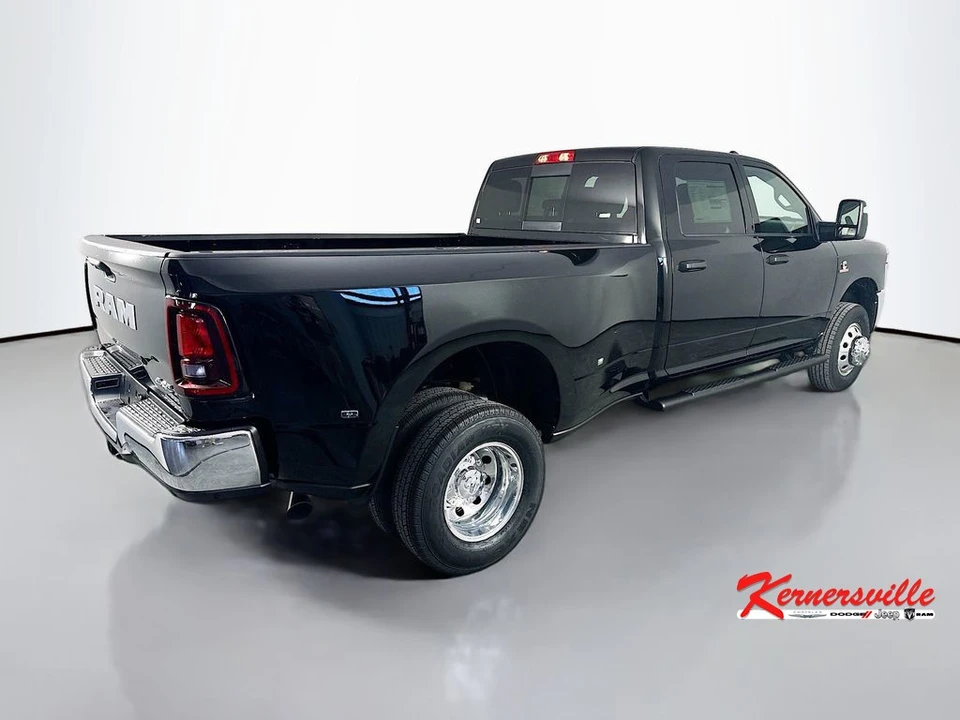 2026 Ram 3500 - Image 7 of 21