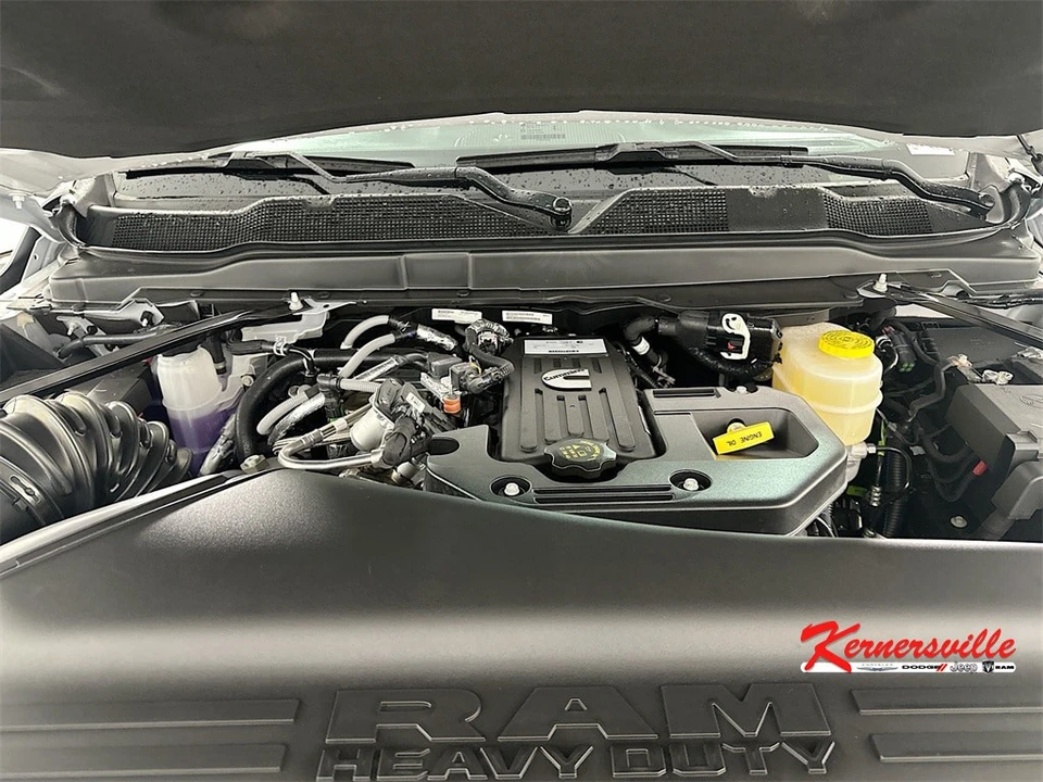 2026 Ram 3500 - Image 17 of 20