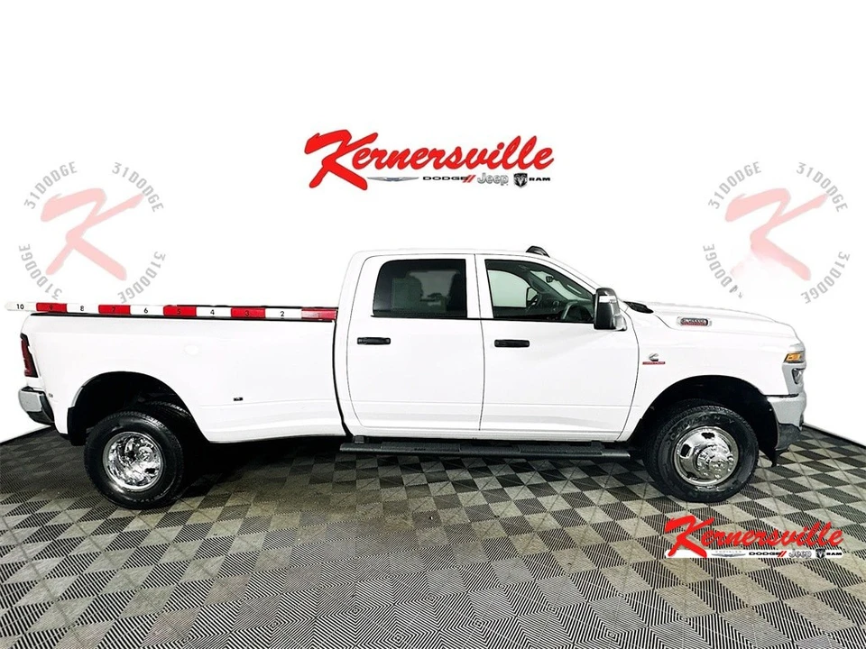 2026 Ram 3500 - Image 8 of 20