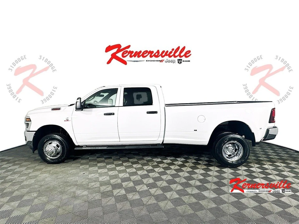 2026 Ram 3500 - Image 4 of 12