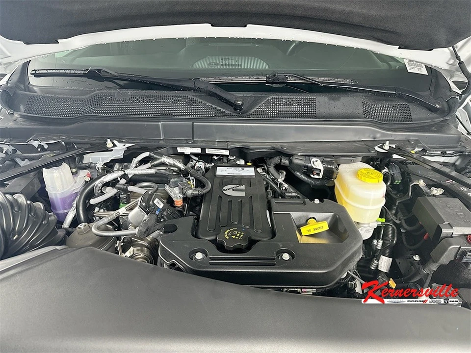 2026 Ram 3500 - Image 17 of 20