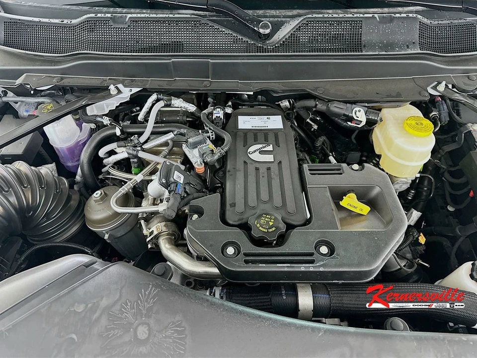 2026 Ram 3500 - Image 17 of 21