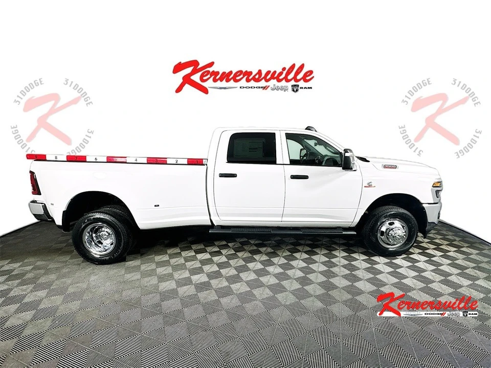 2026 Ram 3500 - Image 8 of 21