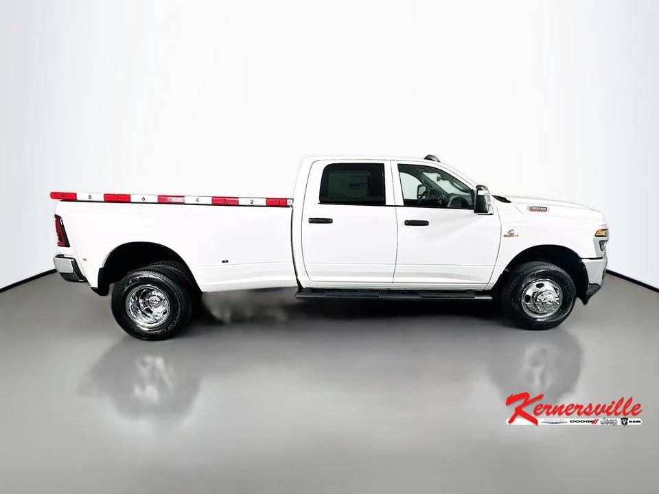 2026 Ram 3500 - Image 8 of 12