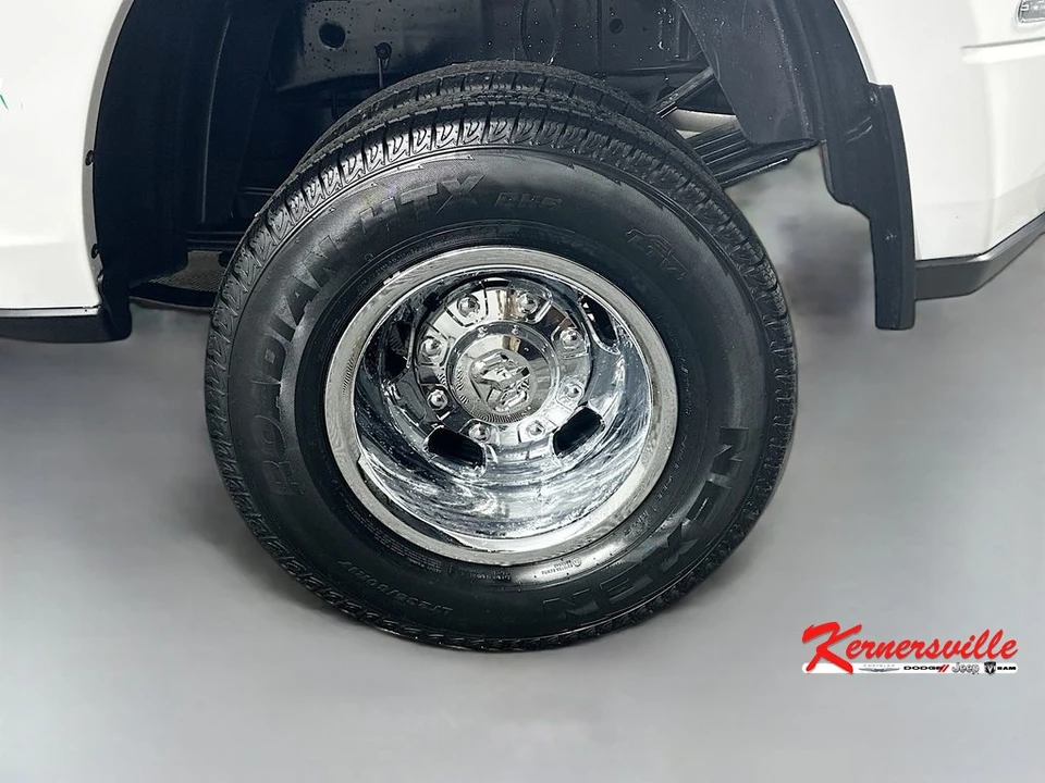 2026 Ram 3500 - Image 16 of 21